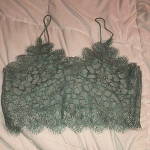 Lace crop top!!